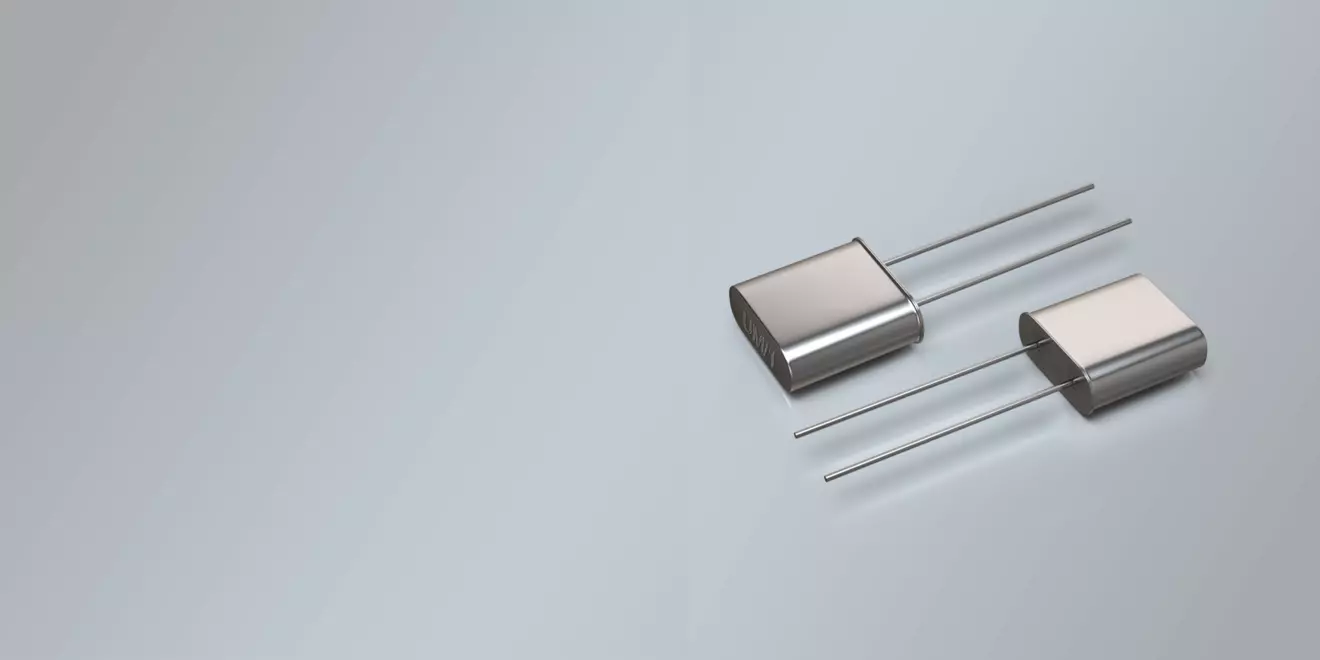 THT QUARZ UM1 8,0 x 3,1 mm 6.00 - 200.0 MHz